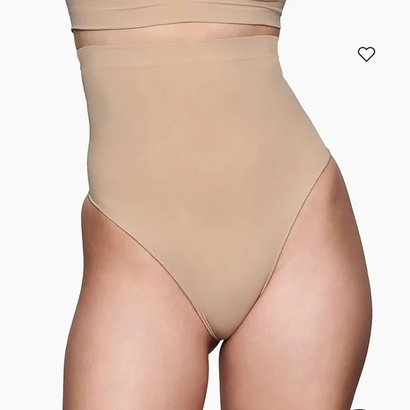 Nwot SKIMS High Waist Seamless Body Shaper Thong Pants Shapewear 3x Plus Torrid - Picture 2 of 12
